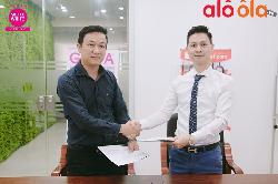 Lễ ký kết hợp đồng aloola.vn là nhà phân phối độc quyền mỹ phẩm gluta white
