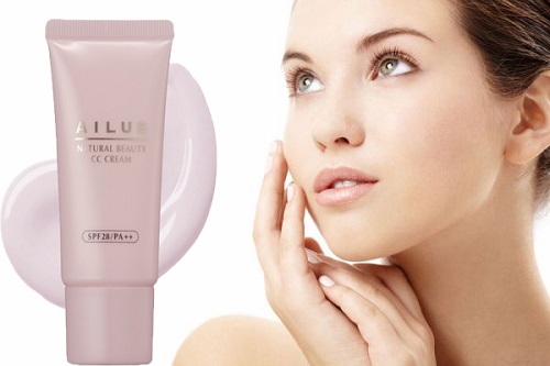 Kem trang điểm sáng da Naris Ailus Natural Beauty CC Cream
