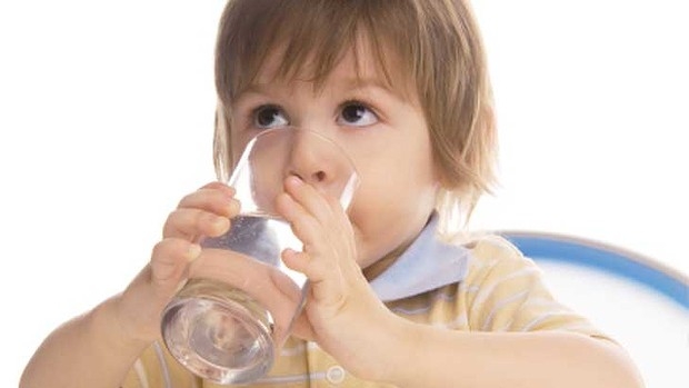 Nước lọc hỗ trợ trẻ tăng cân hiệu quả.