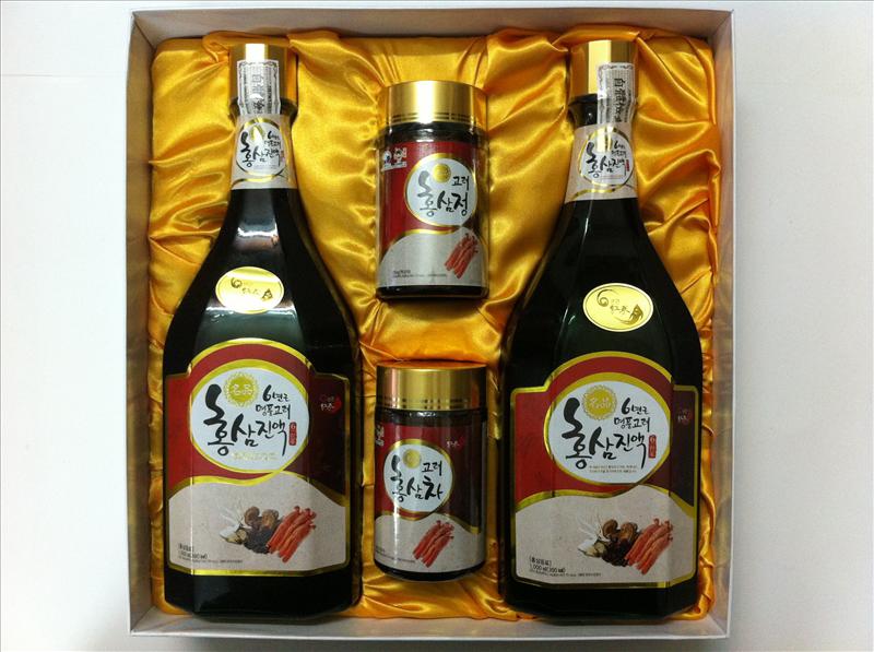 Tinh chất hồng sâm Nấm Thượng Hoàng 1000 ml x 2 chai cao cấp Hàn Quốc