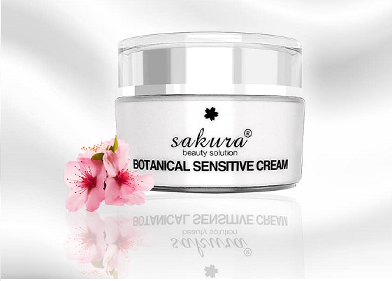 Kem dưỡng dành cho da nhạy cảm Sakura Botanical Sensitive Cream