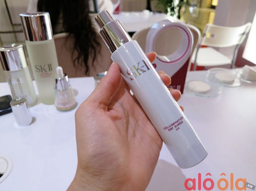 sk-ii cellumination day surge uv review