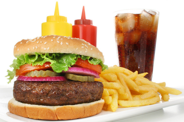 Chế độ ăn nhanh sẽ làm ảnh hưởng đén quá trình giảm cân