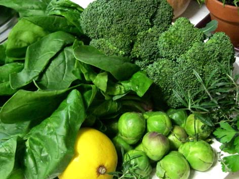 Rau xanh là thực phẩm bổ sung collagen tự nhiên