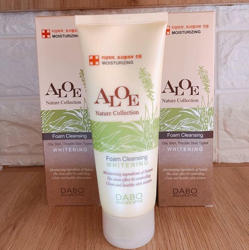aloe nature collection foam cleansing whitening hàn quốc 130ml
