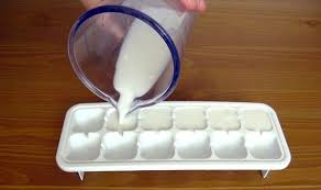 Cách làm làn da trắng sáng từ đá viên bằng sữa tươi hiệu quả an toàn